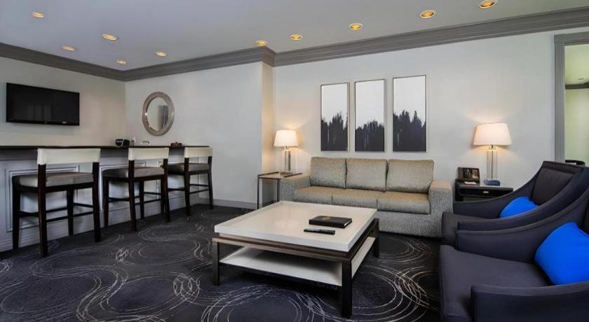 Resort Suncoast And Casino Las Vegas