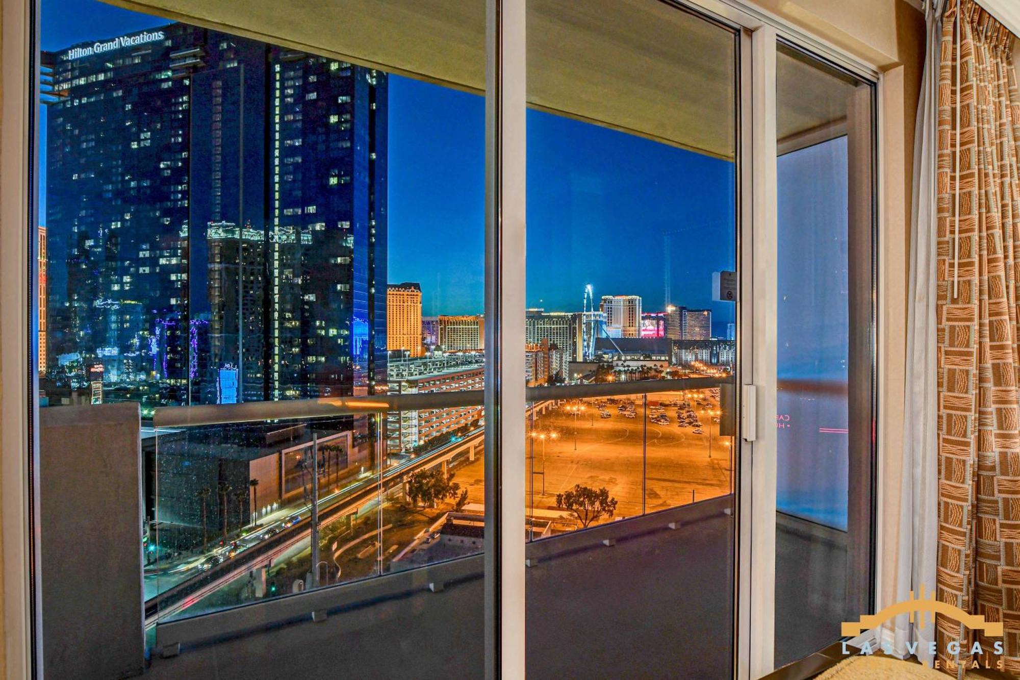 Mgm Signature-14-805 Balcony Strip Sphere F1 Views