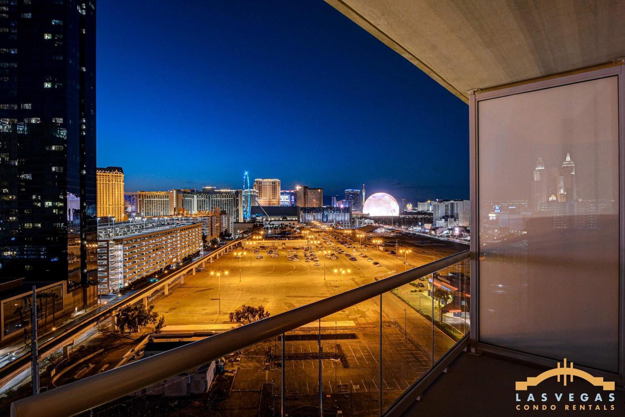 Ferienhaus Mgm Signature-14-805 Balcony Strip Sphere F1 Views