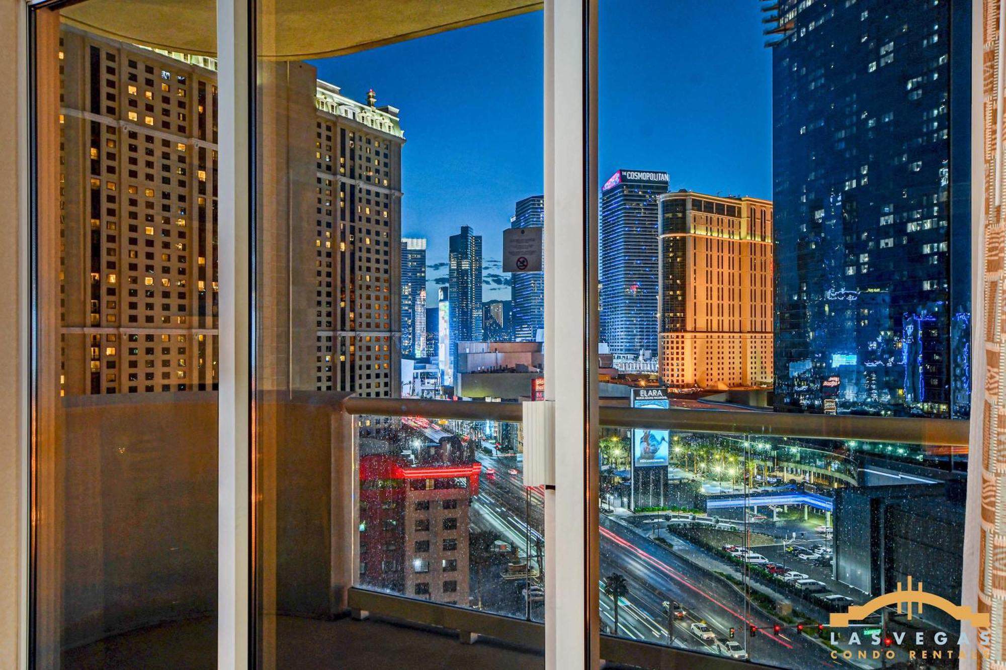 Mgm Signature-14-805 Balcony Strip Sphere F1 Views Ferienhaus *
