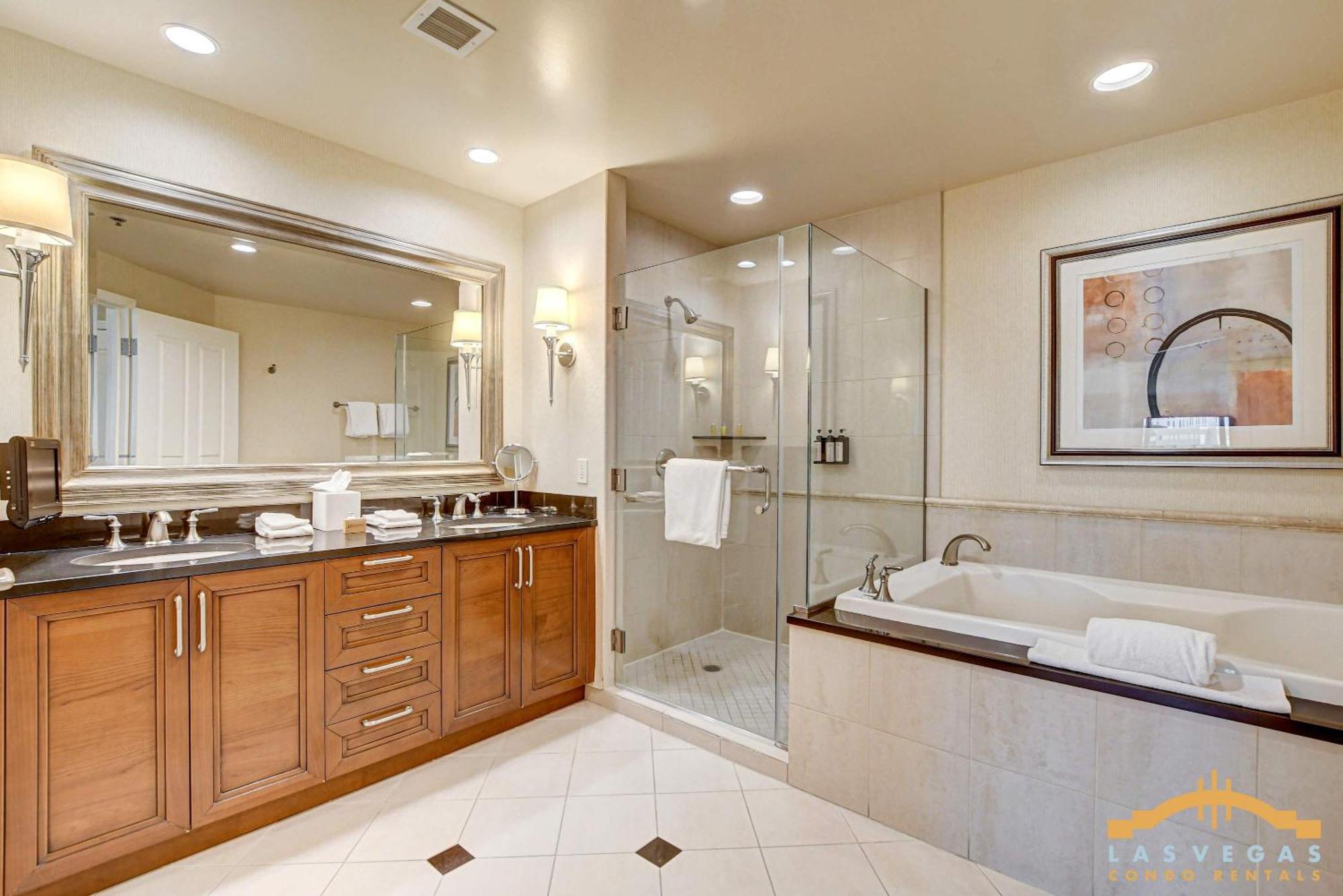 Holiday home Mgm Signature-03-611 Strip View Jacuzzi
