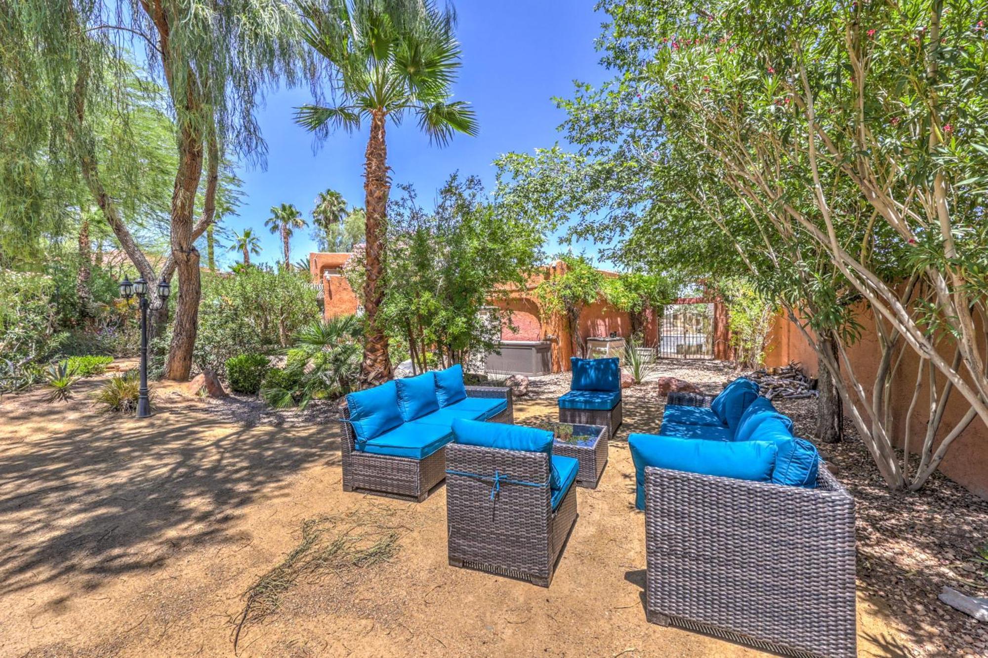 The Oasis At The Lakes Bed & Breakfast Las Vegas
