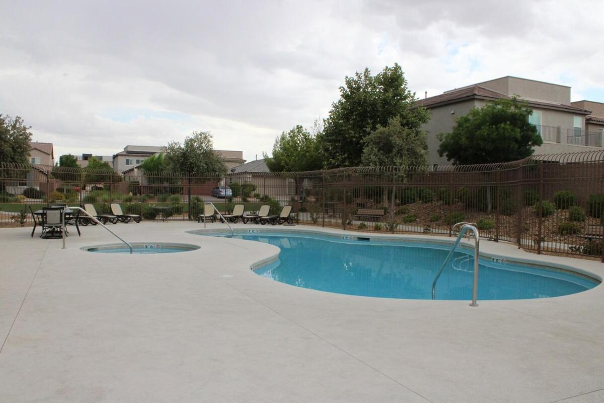 Apartment Gated Sw Vegas Near 215, Las, Red Rock, Summerlin Las Vegas