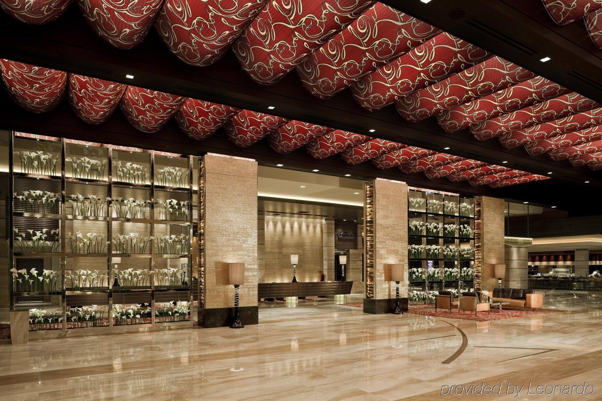 M & Casino 4*