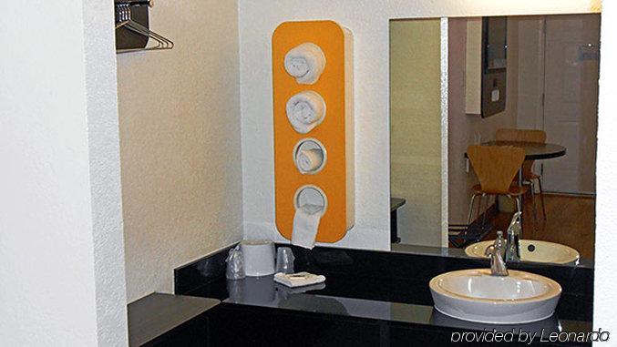 6 Vegas, Nv - I-15 Stadium Hotel Las Vegas
