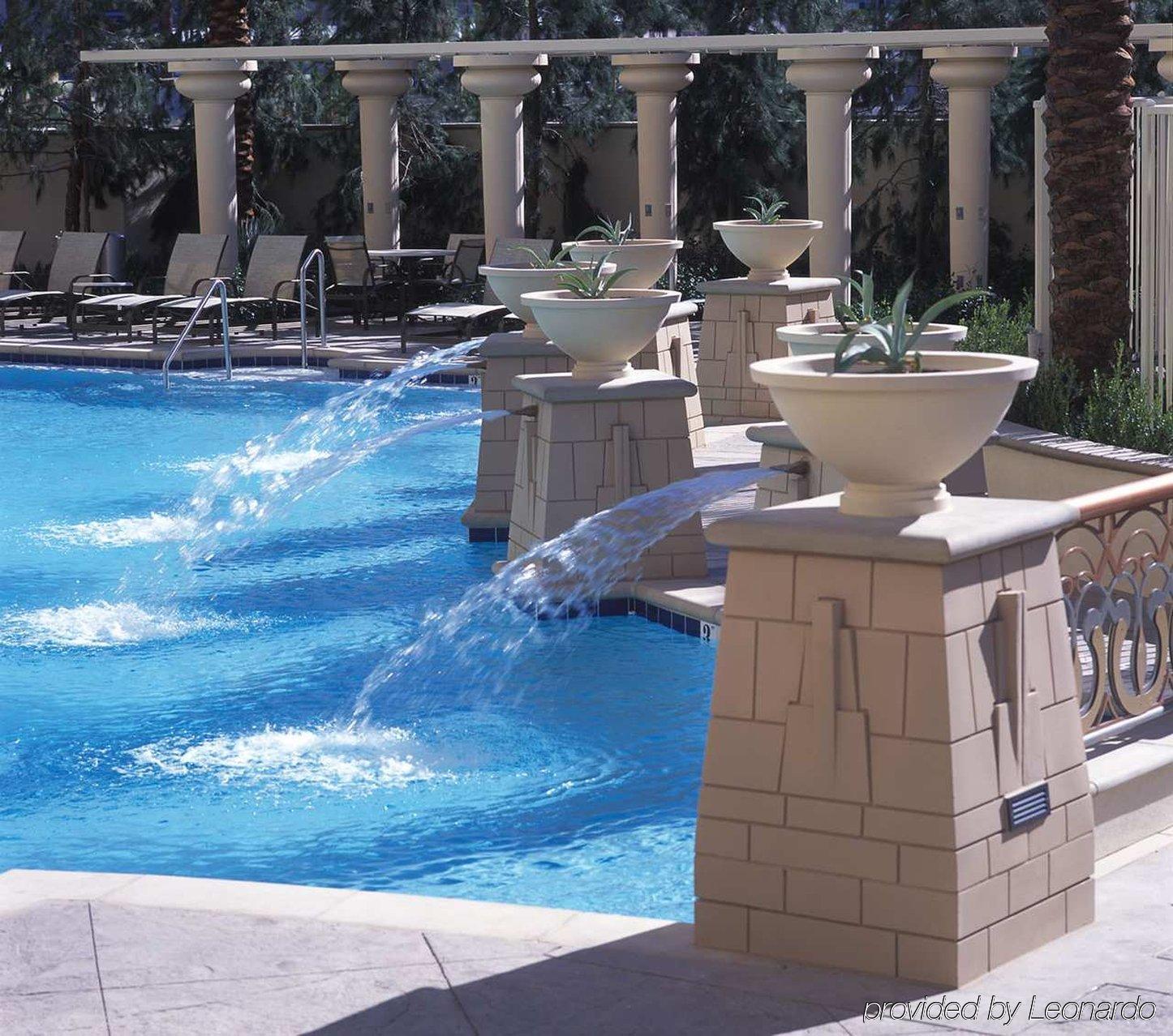Resort Hilton Grand Vacations Club On The Vegas Strip