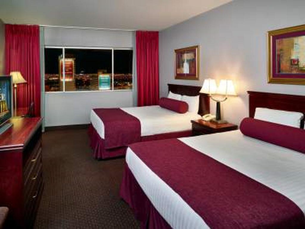 Four Queens And Casino Resort 3*
