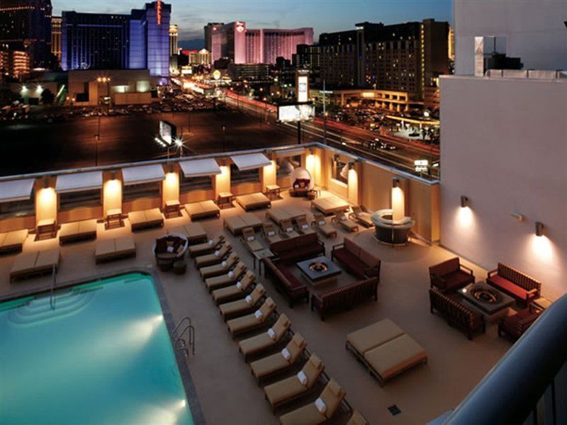 The Platinum 4*