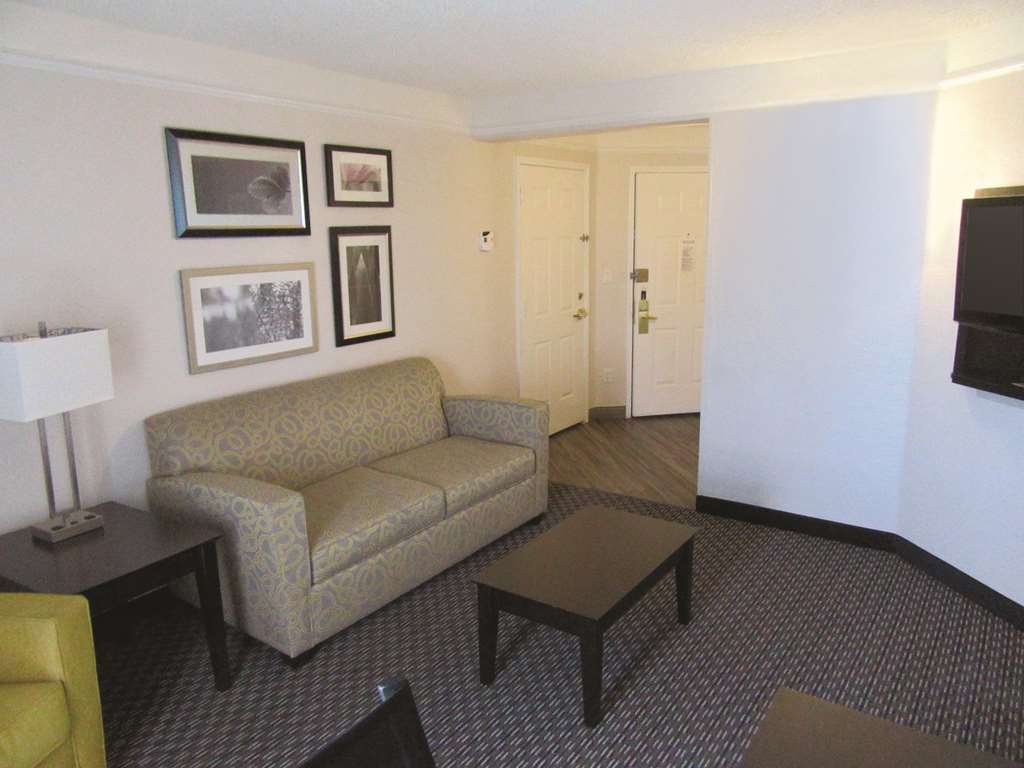 Hotel La Quinta By Wyndham Vegas Summerlin Tech Las Vegas