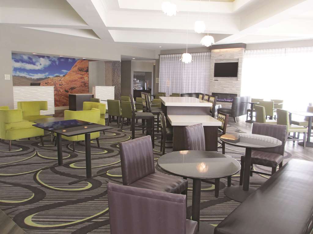 La Quinta By Wyndham Vegas Summerlin Tech Hotel