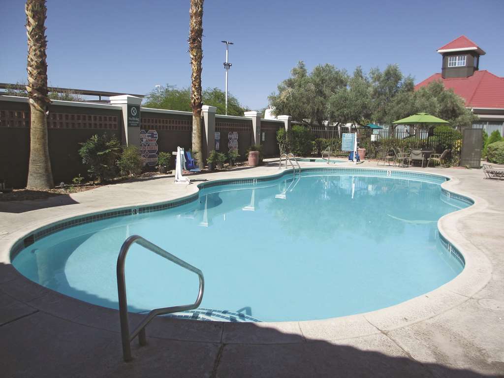 Hotel La Quinta By Wyndham Vegas Summerlin Tech 3*