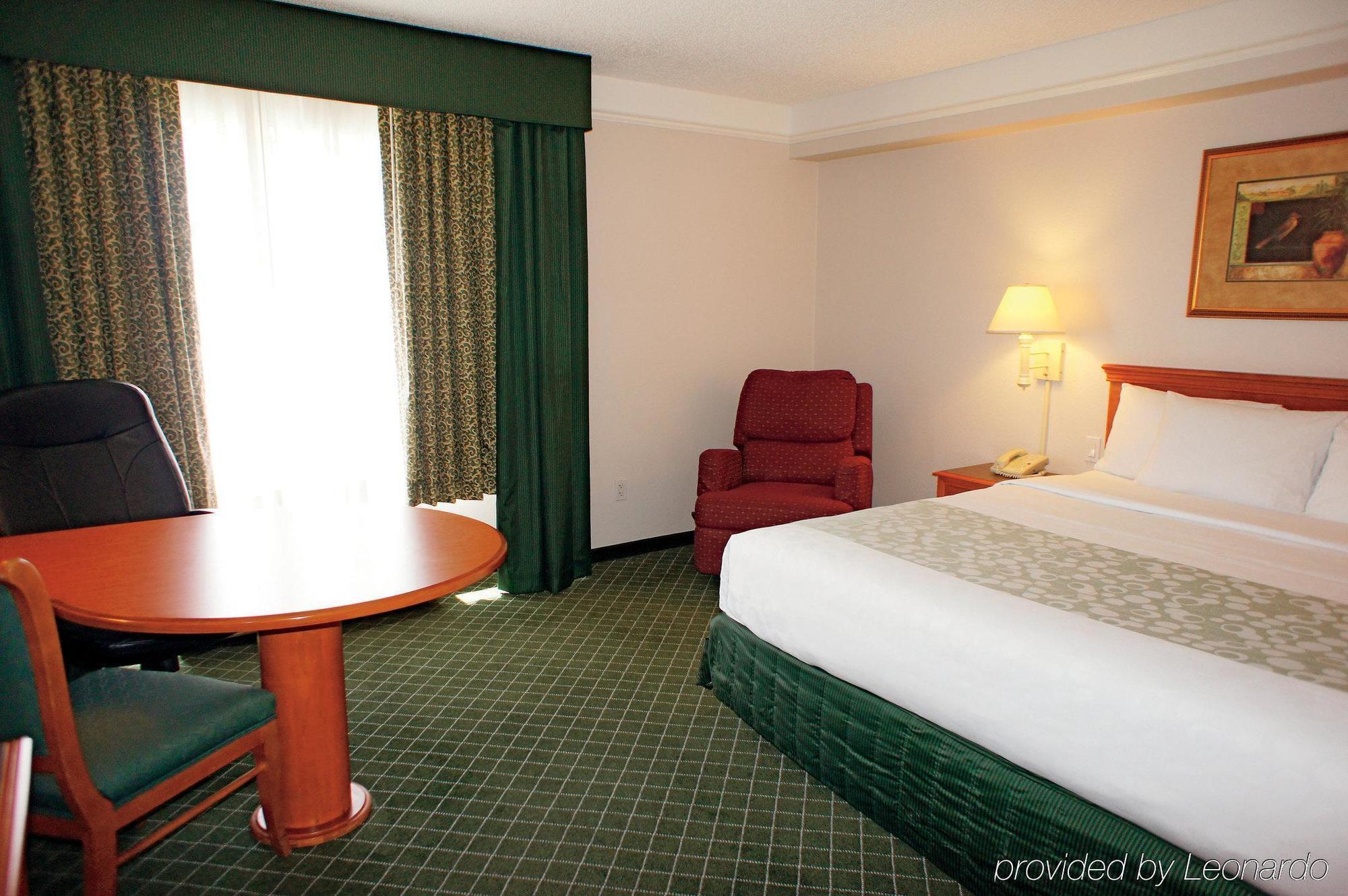 La Quinta By Wyndham Vegas Summerlin Tech Hotel Las Vegas
