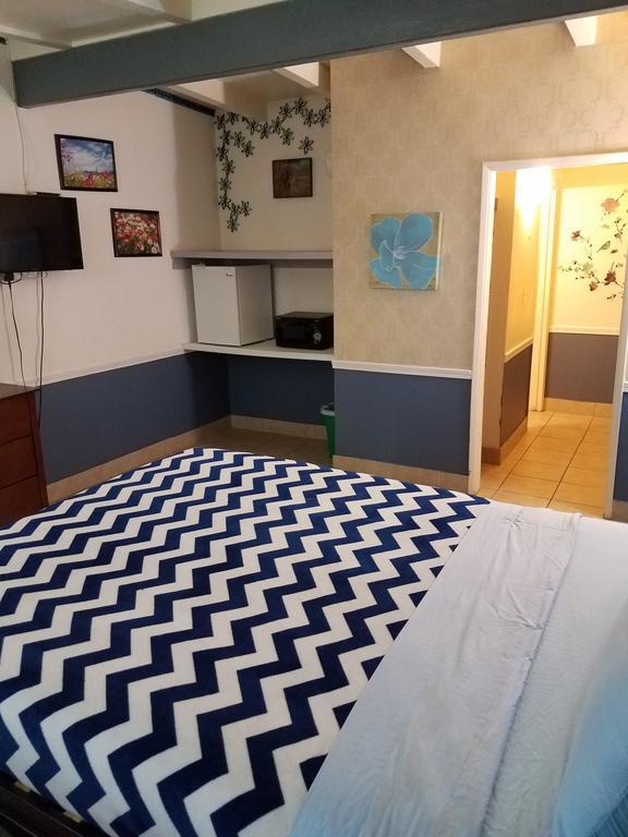 Travelers Bed & Breakfast Hostel Hostel