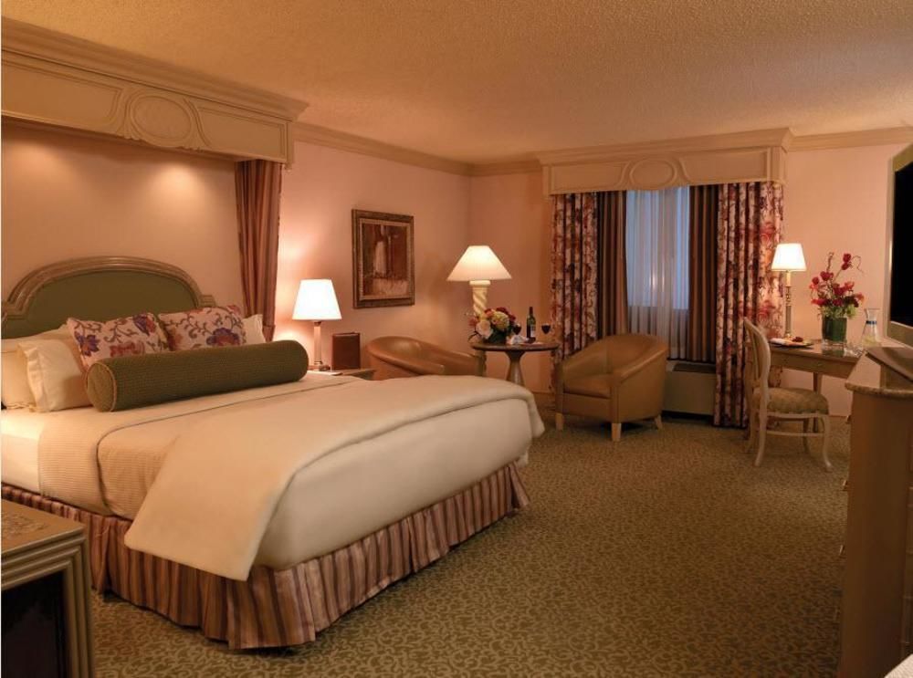 Golden Nugget & Casino Vegas Resort