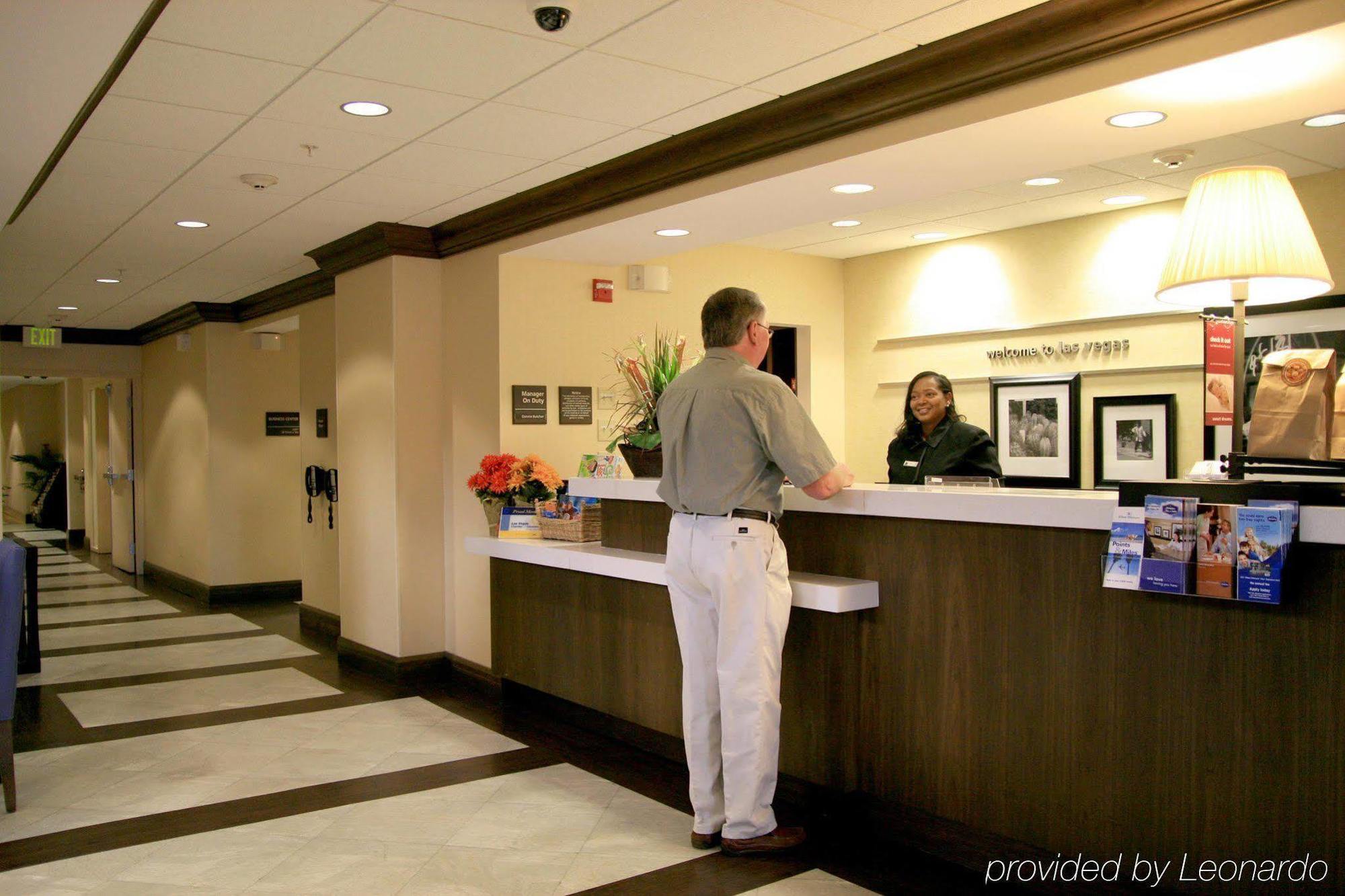 Hampton & Vegas-red Rock/summerlin Hotel 3*