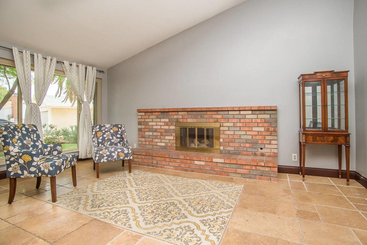 Retro Vegas Utopia 4 Bd Sleeps 14 Apartment Las Vegas