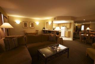 Hotel The Carriage House 3*