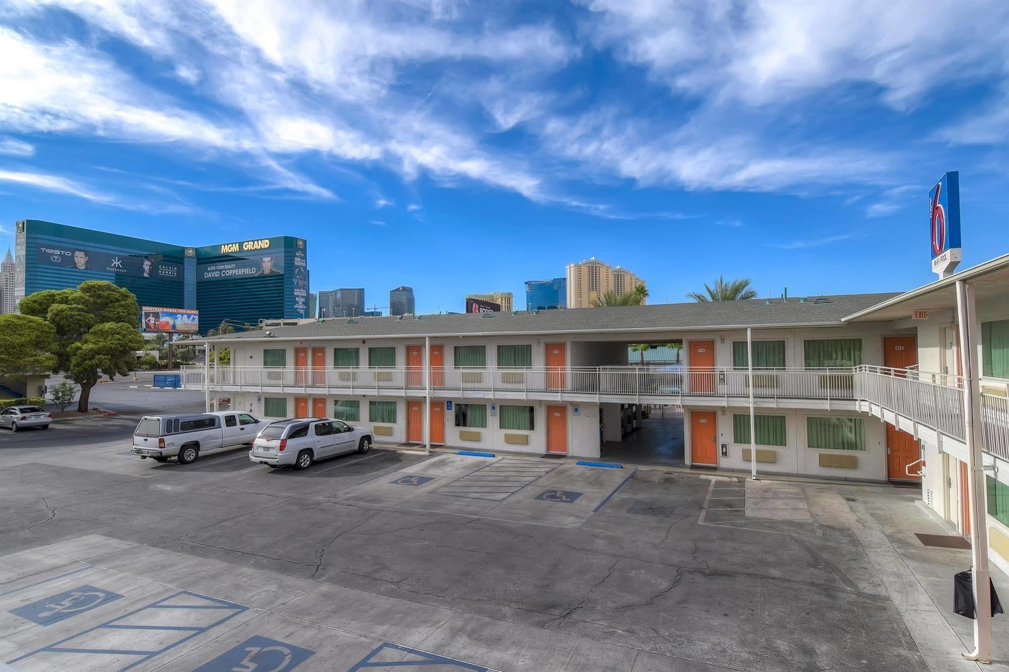 Hotel Collection 6-Las Vegas, Nv - Tropicana 2*