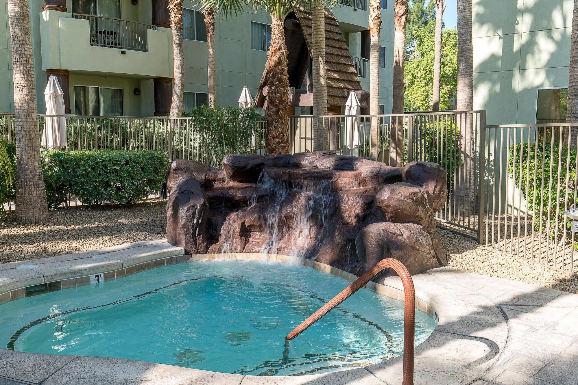Tahiti All-suite Resort Las Vegas