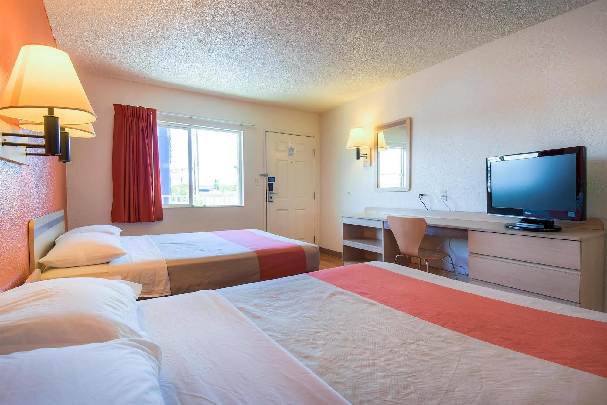 Park By Radisson, Vegas Boulder Hwy Inn