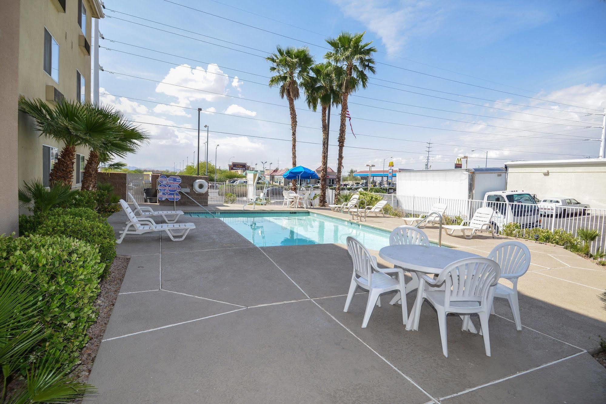 Siegel Select Vegas Boulevard 2*