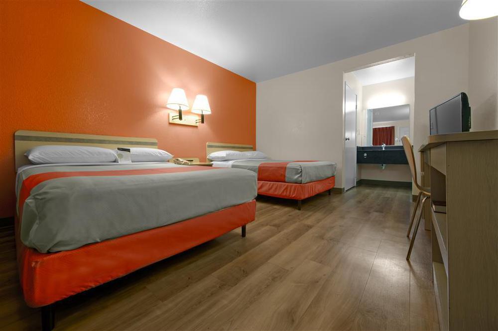 Park By Radisson, Vegas Boulder Hwy Inn 2*