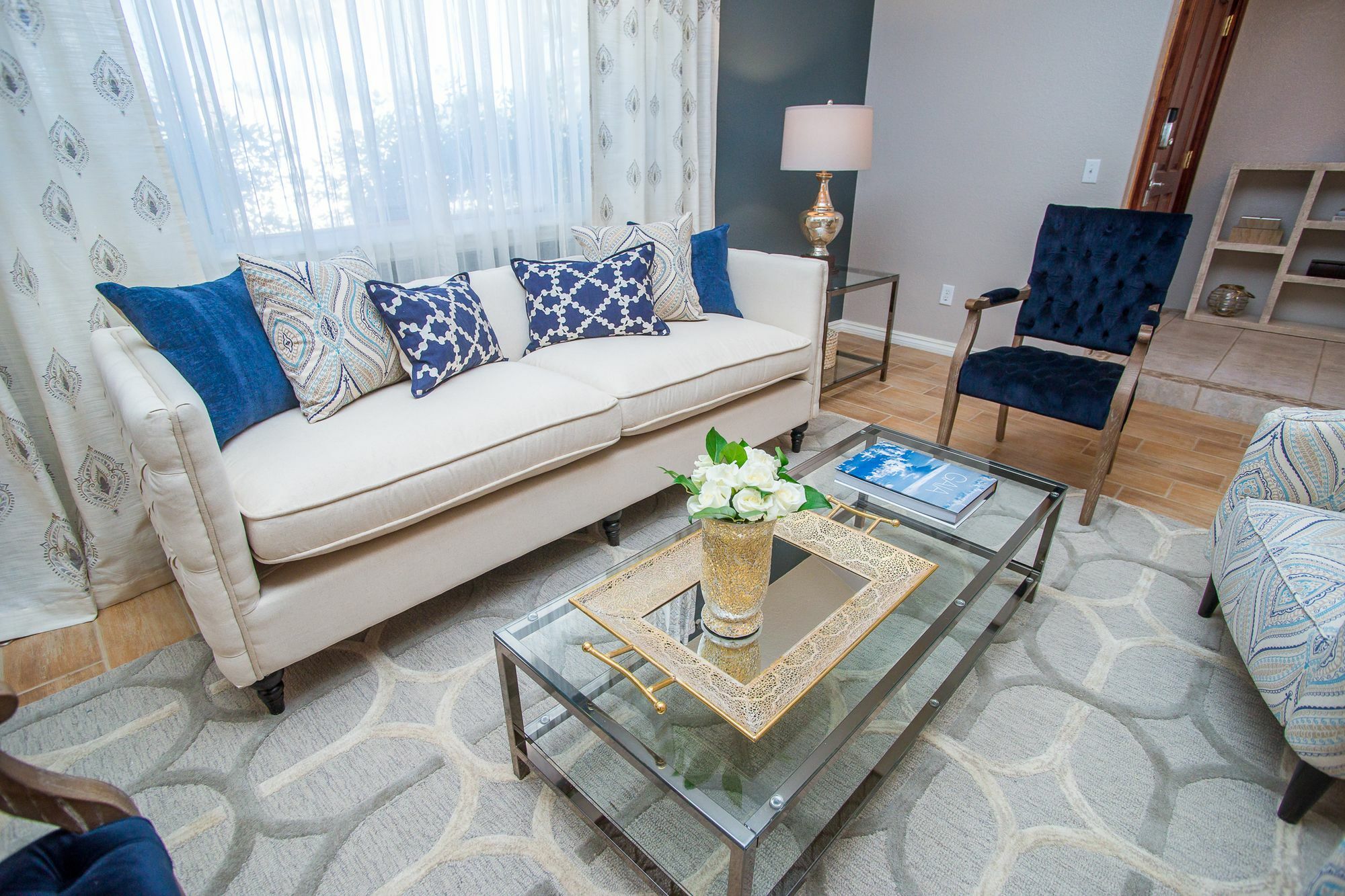 Apartment Luxury 6br 10min To Lv Strip Sleeps 20