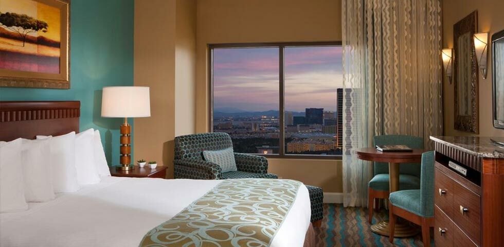 Resort Hilton Grand Vacations Club On The Vegas Strip Las Vegas