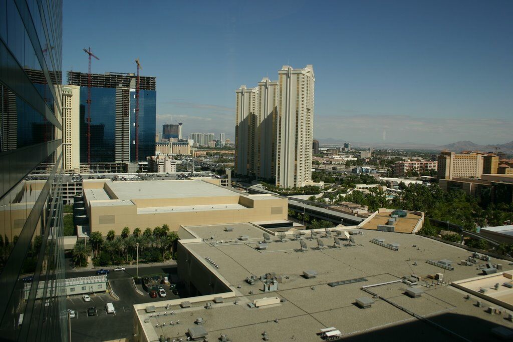 Hotel The Signature At Mgm Grand - 4*