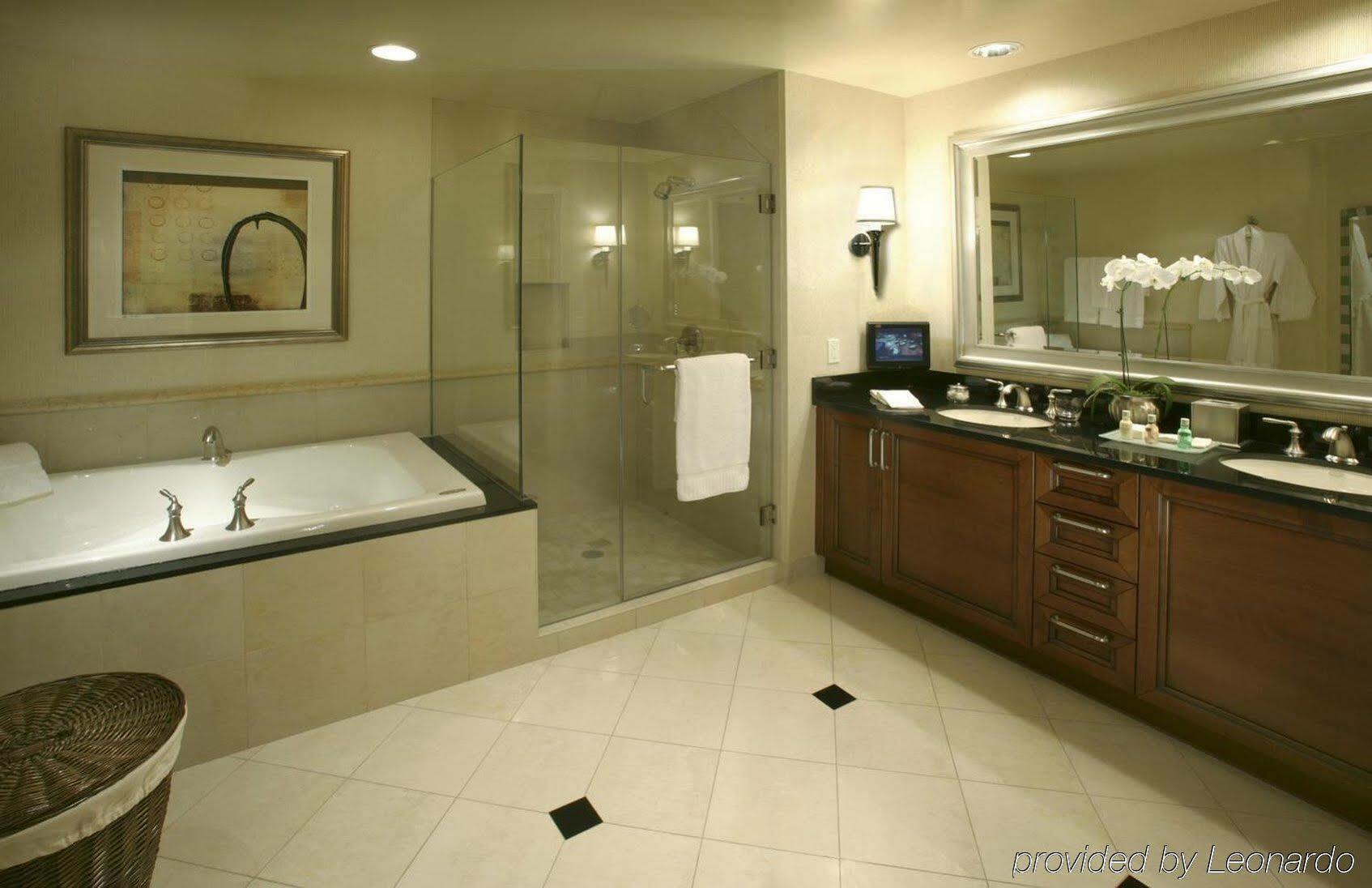 The Signature At Mgm Grand - 4*