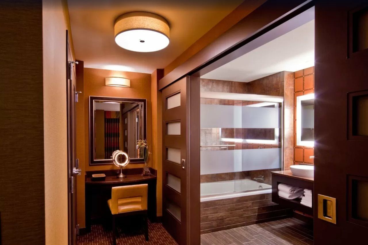 Golden Nugget & Casino Vegas Las Vegas