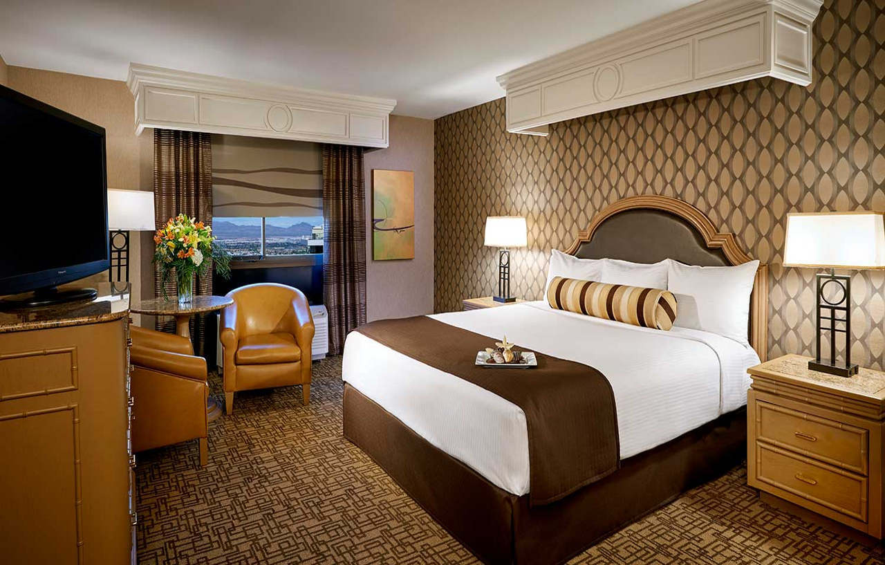 Golden Nugget & Casino Vegas