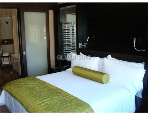 Vdara Deluxe Hotel Las Vegas