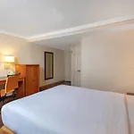 La Quinta By Wyndham Las Vegas Airport N Conv.