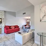 Pet-Friendly Family Gem, 10 Mi To Vegas Strip