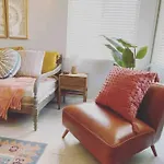 Relaxing Bohemian Desert Getaway Lv
