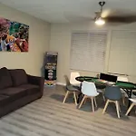 5 Bed 3.5 Baths