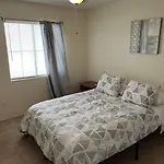 Vic\'S 3 Bedroom 4Beds & Pool Centrally Located!