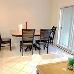 New Bedroom Queen Size Bed At Las Vegas For Rent-4