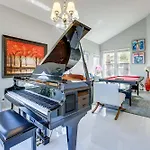 Luxe Henderson Retreat With Pool - 13 Mi To Strip!