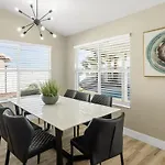 1-Story Getaway W Pool, Jacuzzi & Firepit, Sleeps 10