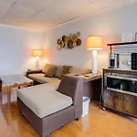 Cozy Las Vegas Casita About 3 Mi To Vegas Strip!