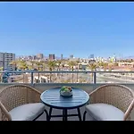 Staycation Near Flamingo Road