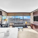 Vdara Hotel Premium Studio Suite * Free Valet Parking