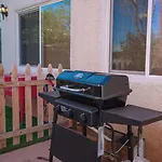 Beautiful Oasis With Rv Or Boat Parking