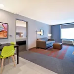 Home2 Suites By Hilton Las Vegas Convention Center - No Resort Fee