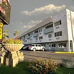 Super 8 by Wyndham Las Vegas North Strip/Fremont St. Area