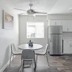 Landing Modern Apartment With Amazing Amenities