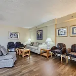Outstanding Location - 1Br Haven Near The Strip