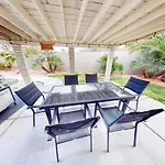 Vegas Getaway, Pool, Basket Ball, Games, Cook